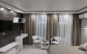 Apartment On Ekaterininskaya